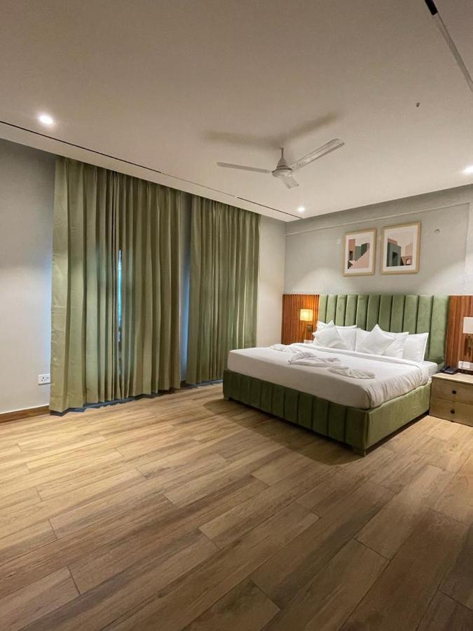 Hotel West Inn Premium Kharar Exterior foto